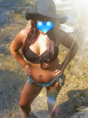 Sierra XOXO - escort from Knoxville 4