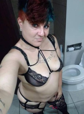 SexySnow - escort from Washington DC