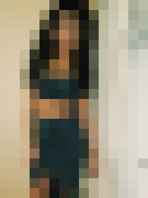 Escort-ads.com | Blurred background picture for escort Paris Foxx