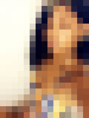 Escort-ads.com | Blurred background picture for escort Hazel_