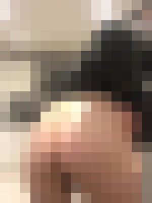 Escort-ads.com | Blurred background picture for escort HannahD