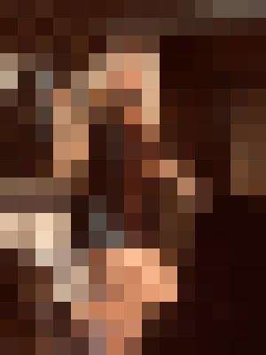 Escort-ads.com | Blurred background picture for escort EVELYN_4