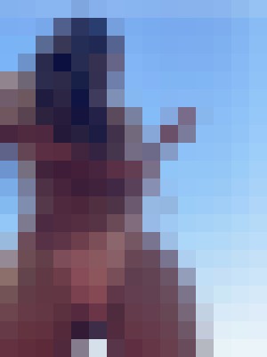 Escort-ads.com | Blurred background picture for escort Liragalore12