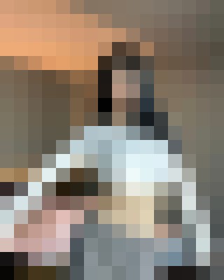 Escort-ads.com | Blurred background picture for escort Yuina