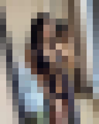 Escort-ads.com | Blurred background picture for escort Aira