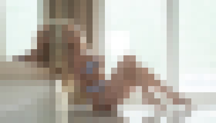 Escort-ads.com | Blurred background picture for escort Kaitlyn 