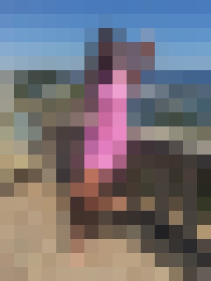 Escort-ads.com | Blurred background picture for escort criss