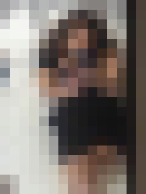 Escort-ads.com | Blurred background picture for escort Hot Pauline