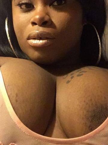 Bustymonaa - escort from Houston | profile image