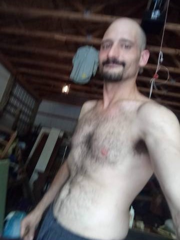 Tony33 - escort from Akron | profile image