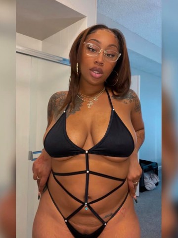 Allle21 Mississauga Escort, Verified Escorts Services Allle21 Mississauga Escort, DUO, Couple, Massage, Verified Adult Service Provider, Companion in Canada