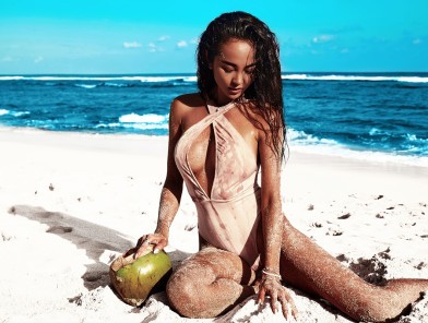 Travel with Escorts - cover Travel with escorts in global cities