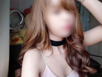 Interview cover photo of PetiteKea, Bangkok escort